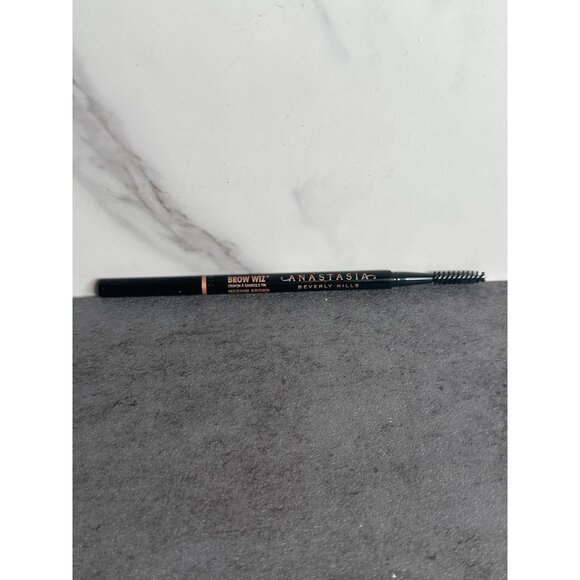 NEW Anastasia Beverly Hills Brow Wiz Skinny Brow Pencil Medium Brown - Picture 6 of 7